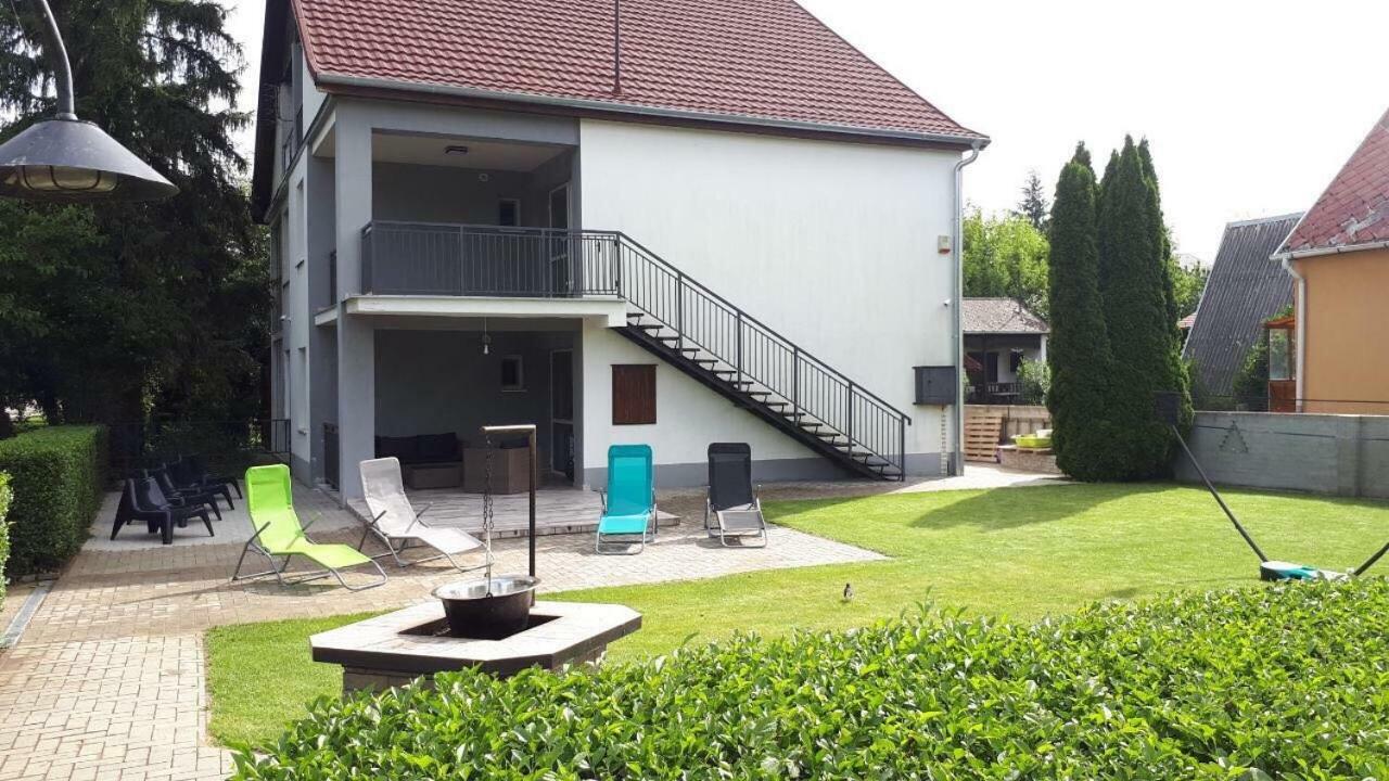 Mihi Apartman Balatonvilágos Zewnętrze zdjęcie